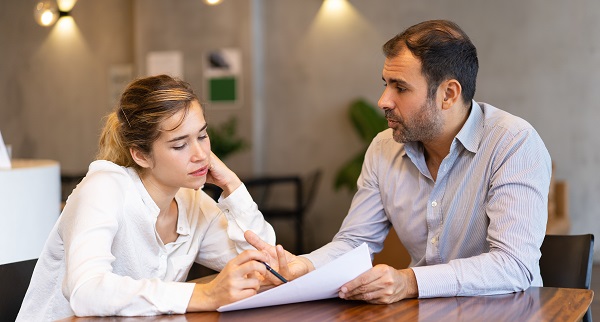Serious business expert training new employee Best admission consulting services in Fremont